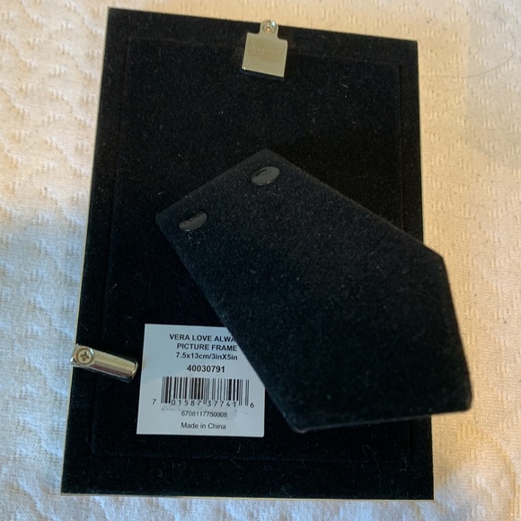 Vera Wang picture frame - NEW - Picture 4 of 6